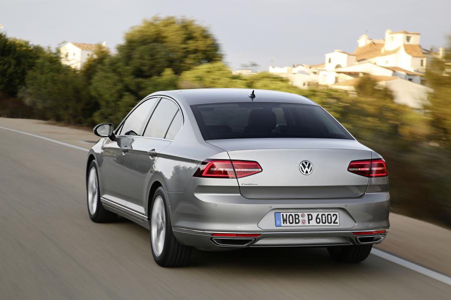  Volkswagen Passat 4-Motion 2014 года  (фото 4 из 21)